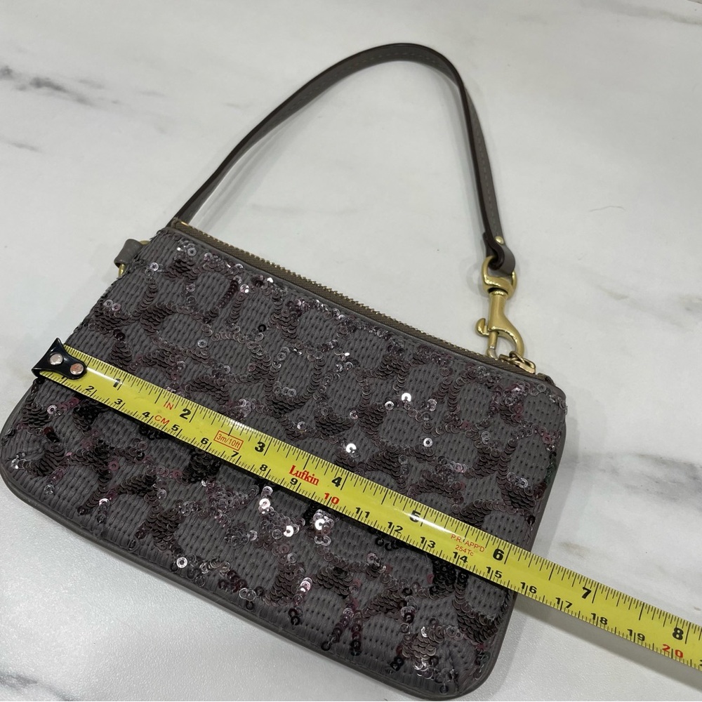Coach sequin wristlet - Picture 7 of 7